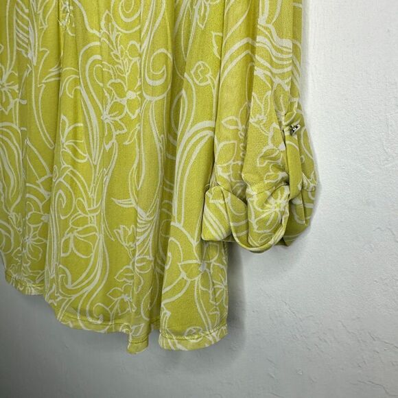 Juniper & Lime Womans Lined Sheer Tab Sleeve 1/4 button Top Plus Size 3X Yellow - Picture 3 of 7